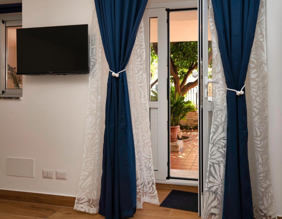 Diomira Apartment Taormina Esterno foto